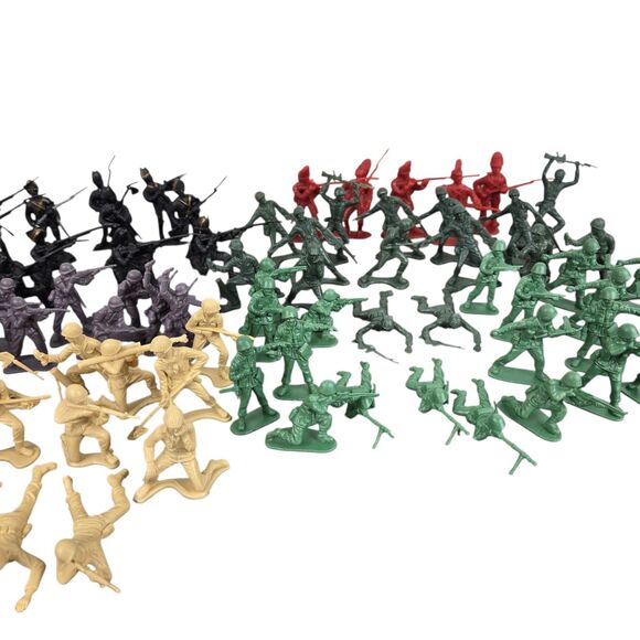 Lot of 87 Vintage Toy Soldiers Plastic Red Black White Green Gray Tan - Picture 5 of 7